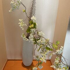 2月末処分　造花のアート・花瓶
