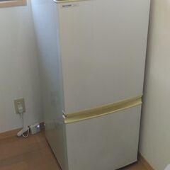 中型冷蔵庫 1000円で譲ります