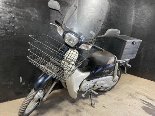買取強化中！どんな車両でも1万円から！★お支払総額7.8万円★ ホンダ スーパーカブ50 AA04 高年式！4スト、インジェクション♪リアボックス付き！痛勤通学に！