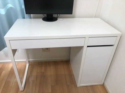 値下げ【IKEA イケア】ミッケ MICKE / ケーブル収納付きデスク　棚付きテーブル