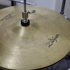 Pearlドラムセットw/Zildjianシンバル(H.H)