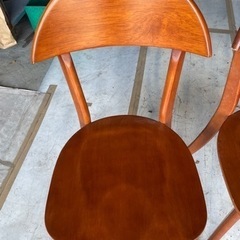 丸型のダイニングテーブルセットを格安で