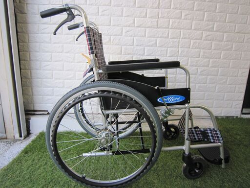 新品】 NISSIN 自走式車イス NEOー1 ノーパンクタイヤ