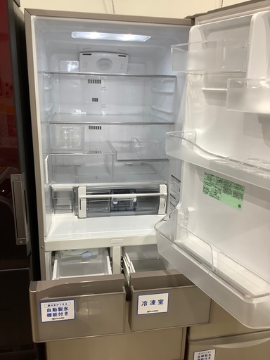 5ドア冷蔵庫 HITACHI R-S4000H 401L 2018年製 入荷致しました