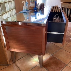 高品質キャビネット