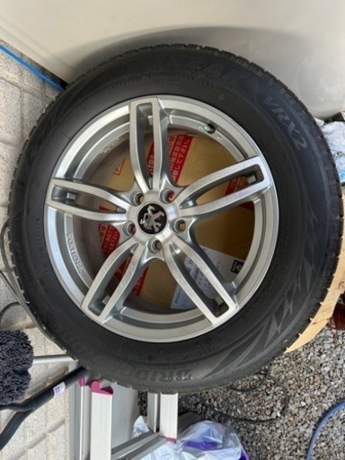 プジョー5008 17インチホイールスタッドレスセット プジョー5008用