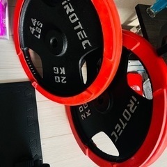 ベンチプレス　プレート多数　トレーニング器具