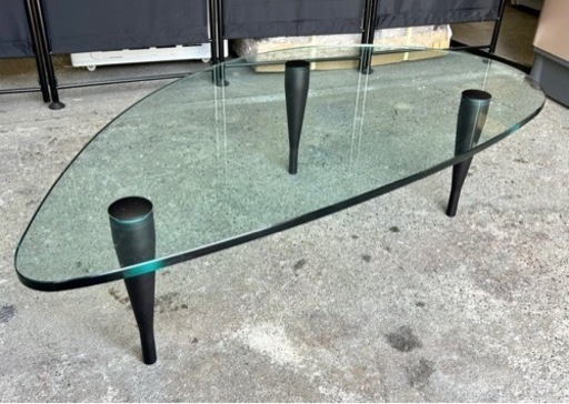 お引取り限定 porada ポラダ HAGO リビングテーブル ガラス天板 高さ270mm イタリア製