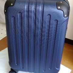 新品　未使用　スーツケース　sサイズ　拡張機能