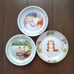 【値下げ】絵皿３枚(フランダースの犬  ラスカル  赤毛のアン)