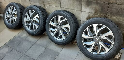 スタッドレスタイヤ 205/60R16 YOKOHAMA iceGUARD 純正アルミホイール