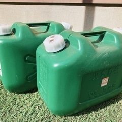 北陸土井工業 軽油缶 ポリ 10Ｌ(2個)グリーン（消防法適合品）