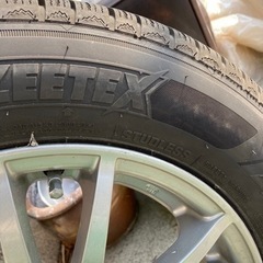 アルミホイル　スタッドレスタイヤ