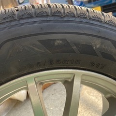 アルミホイル　スタッドレスタイヤ