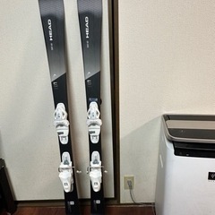 女性用スキー板　NEWモデル　　未使用品
