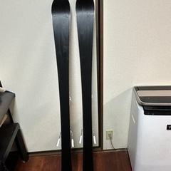 女性用スキー板　NEWモデル　　未使用品