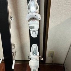 女性用スキー板　NEWモデル　　未使用品
