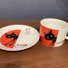 黒猫 スープカップと平皿