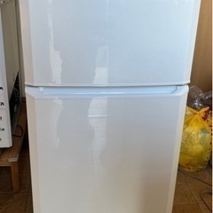お取引完了☆2012年製　ハイアール　冷蔵庫　JR-N106E　...