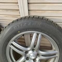 バリ溝イボ付き 215/60R17 4本セットPCD114.3 ブリジストンスタッドレスタイヤVRX 9.5分山