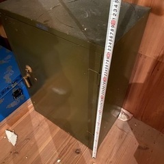 ビンテージ 金庫 収納棚 昭和レトロ シャビー スチール インダストリアル