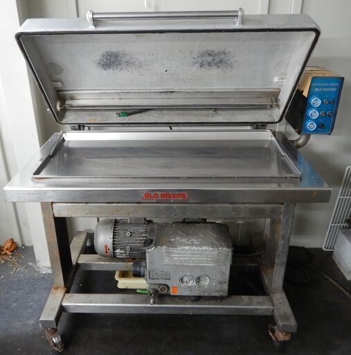 業務用 古川製作所製 自動真空包装機 ＦＶＳⅡ－４００Ⅱ