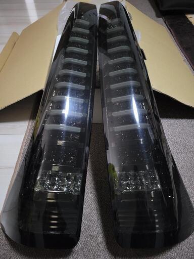 日産セレナ c26 LEDテールランプ