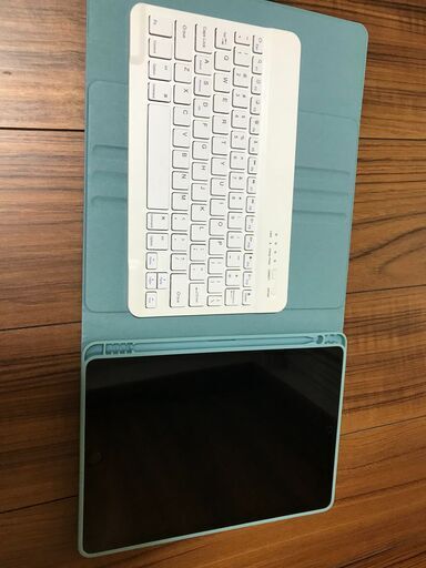 Apple iPad　キーボードとカバーも付き（未使用に近いです。） Apple iPad キーボードとカバーも付き（未使用に近いです。） 【公式通販】