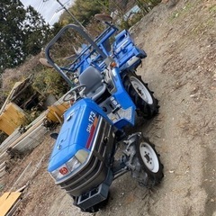 D8-27：□大阪発 クボタ トラクター 21馬力 GL201 4WD 現状