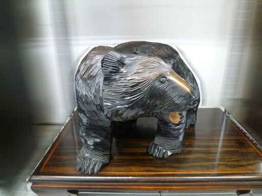 熊の置物 木彫り 彫刻 幅35x奥行21x高さ22cm オブジェ インテリア クマ 台座セット 苫小牧西店