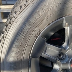 キャラバン系　スタッドレスタイヤ4本セット