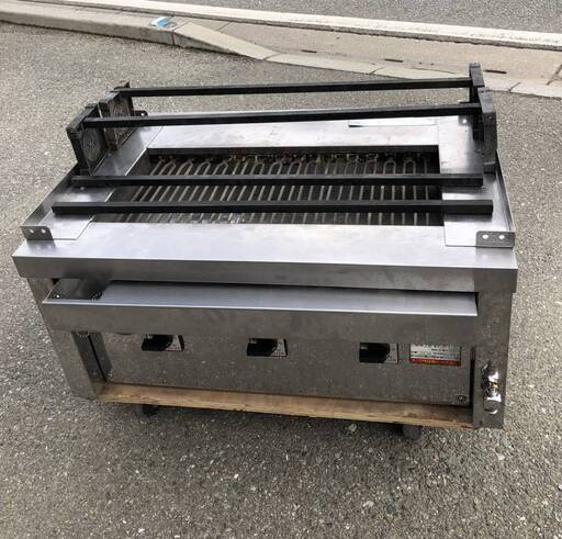 ■ 中古品 ヒゴグリラー 万能型卓上 3P-212C 3相200V 810ｘ600ｘ400ｍｍ動作問題なし 厨房 焼鳥■