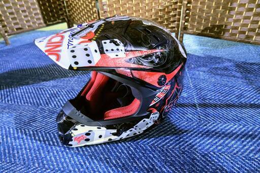 【☆未使用品☆FOX フォックス バイク ヘルメット SNELL V1 DOT】 ☆未使用品☆FOX フォックス バイク ヘルメット SNELL V1 DOT】