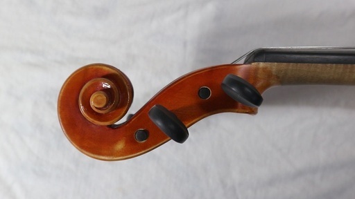 ヴァイオリン フルサイズ、1985年頃の西ドイツ製 未使用 / 3月初旬まで