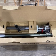 Dyson SV21 コードレスクリーナー 美品 dysonのコードレスクリーナーSV21 入荷しました！
