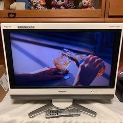 美品特価★ シャープ液晶テレビ 26インチ