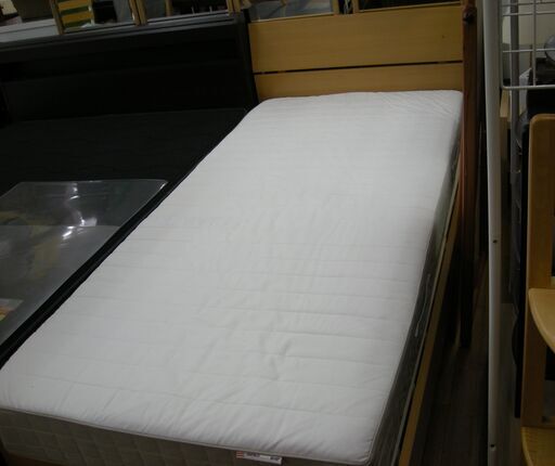 R537 NITORIフレーム＆IKEAマットレス、シングルベッド