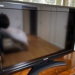 液晶テレビ　32型　2台