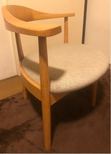 名作　秋岡芳夫のあぐらのかける椅子