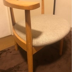 名作　秋岡芳夫のあぐらのかける椅子