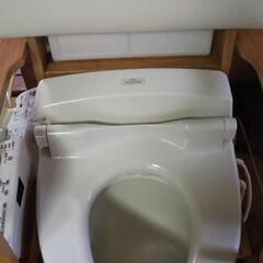 TOTO ウォシュレット付ポータブルトイレ