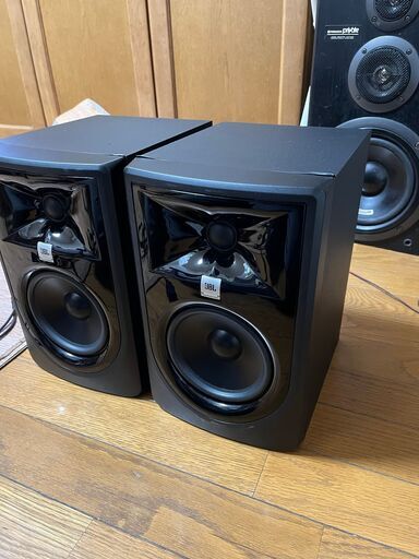 JBL 305P MK2 JBL 305P MKⅱアクティブスピーカー