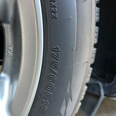 スタッドレス【BLIZZAK VRX2 175/60R16】ホイールセット