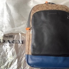 レアカラーバッグ　coach バックパック　リュック