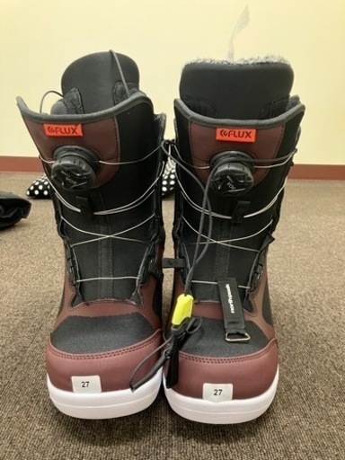 Burton スノーボード タレントスカウト141 lexa s 2021 Burton Talent Scout Camber ｜ バートン型落ちカタログ