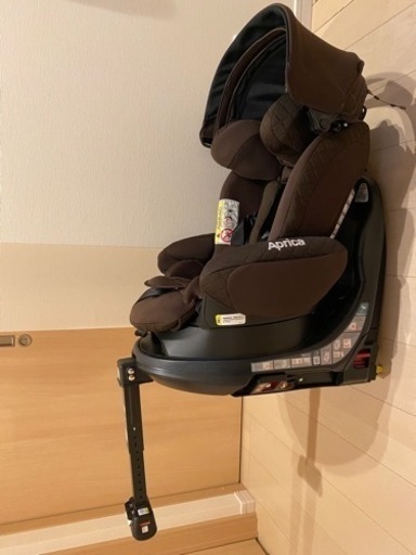 【最終値下げ】Aprica フラディアグロウ チャイルドシート ブラウン 178398572_o5.jpg?
