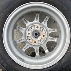 シュナイダー 13インチ アルミ 4穴 100ピッチ 13×4.00B スタッドレスタイヤ付き 4本セット 