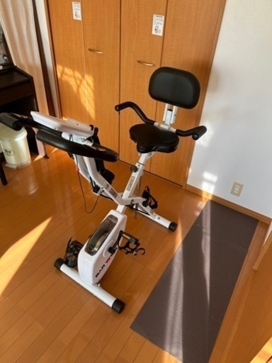 新古品:エアロバイク（フィットネスバイク）