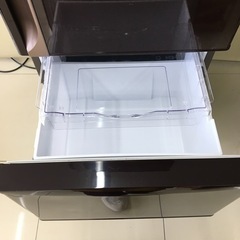 HJ208 【中古】日立 冷凍冷蔵庫 3ドア 右開き 19年製