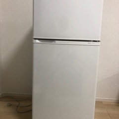 冷蔵庫　SANYO ノンフロン直冷式冷凍冷蔵庫　2010年製